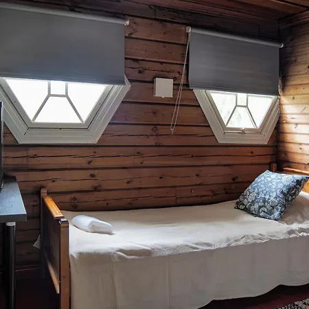 Kivisaari Semesteranläggning (resort) *