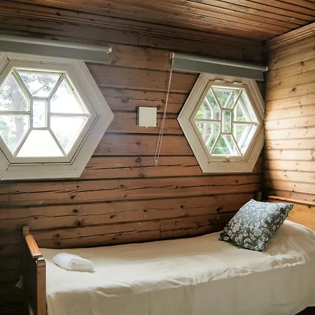 Kivisaari * 赫尔辛基